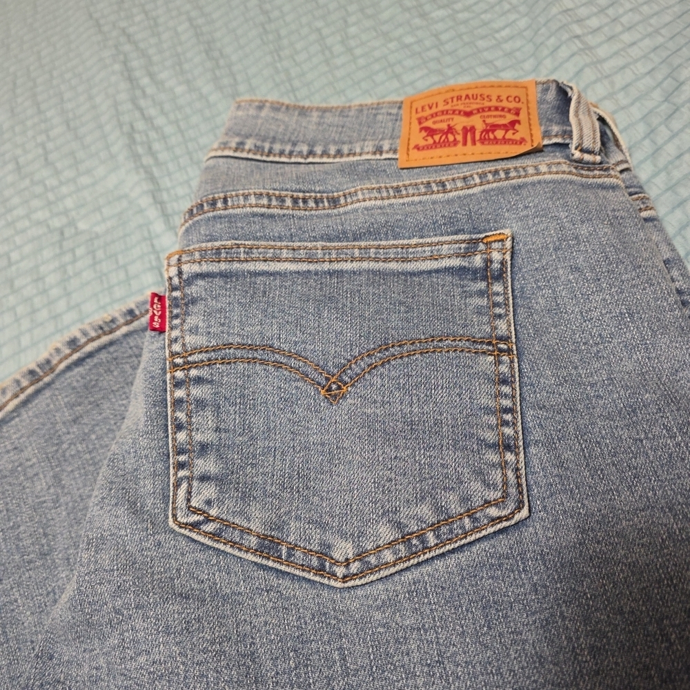 Levi's Womens Superlow Flare Blue Denim Jeans NWOT